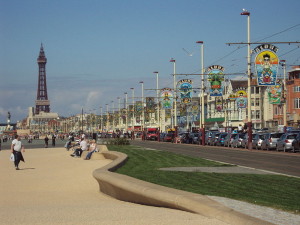 800px-Blackpool_promenade_-_DSC07204