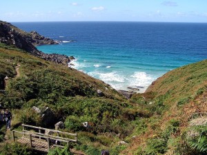 800px-Pendour_cove_cornwall