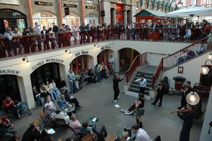 800px-Londres_-_Covent_Garden_-_espectacle